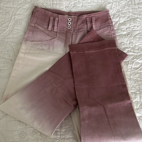 Anthropologie Ultra High Rise Dip Dyed Slim Jean Brand New Size 26 - Picture 8 of 10